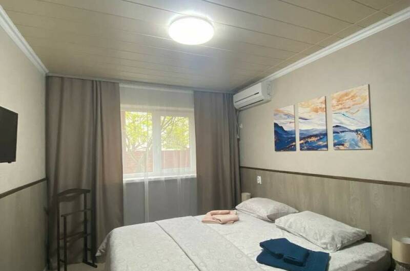 Двухместный номер с двухспальной кроватью