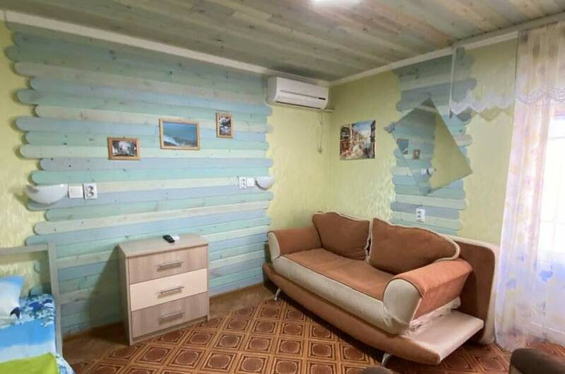 Двухкомнатный номер «Семейный» с балконом