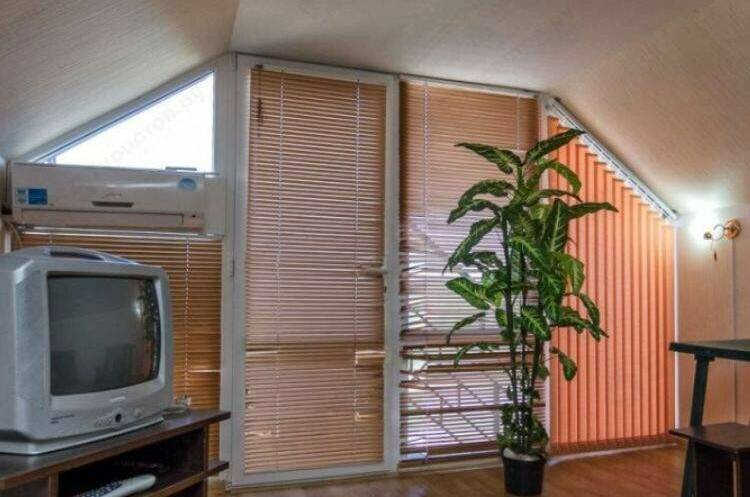 Номер мансарда