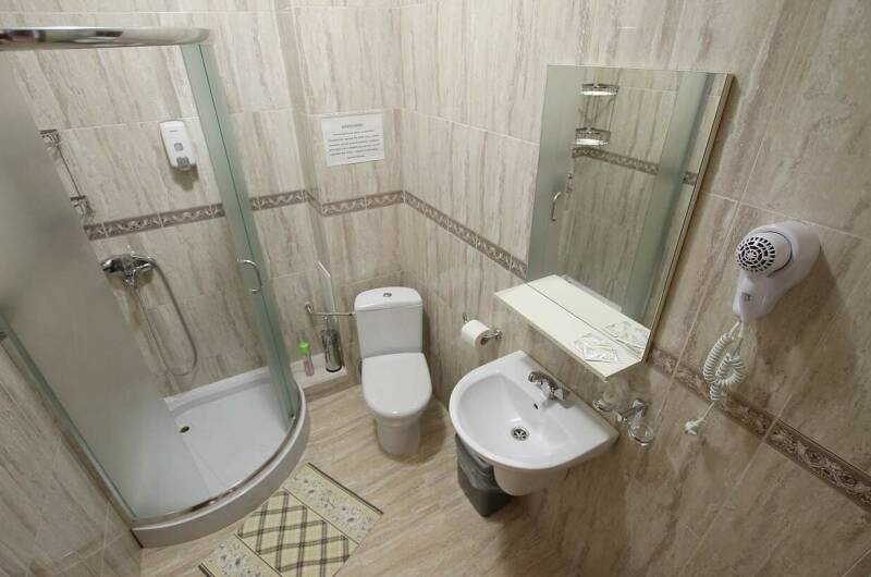 3-х местные номера № 2,№ 7,№ 12 первый корпус