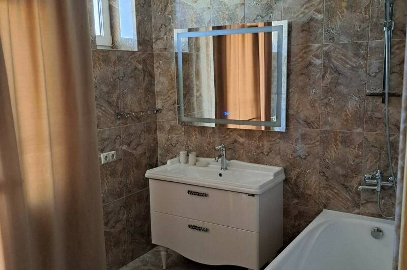 Четырехместный люкс