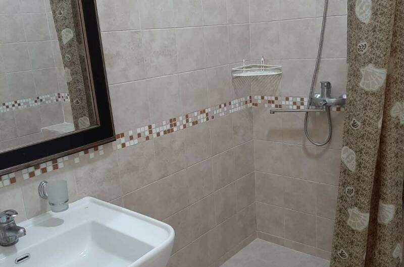 Двухкомнатный номер со спальней и гостиной