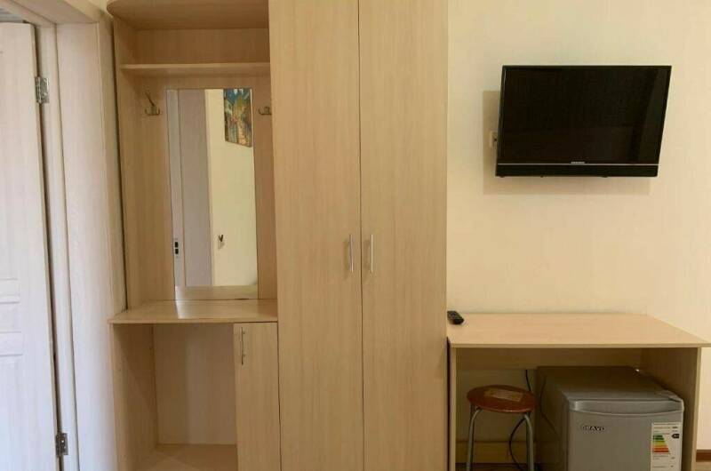 Улучшенный 2−3 местный номер с балконом и видом