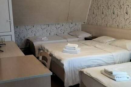 Четырехместный номер с балконом