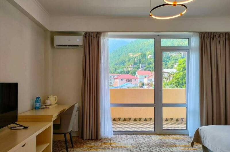 «Стандарт» с балконом