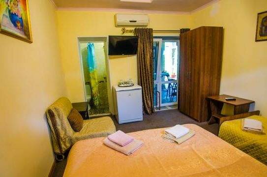Номер 4-х местный «Стандарт». Завтрак включен