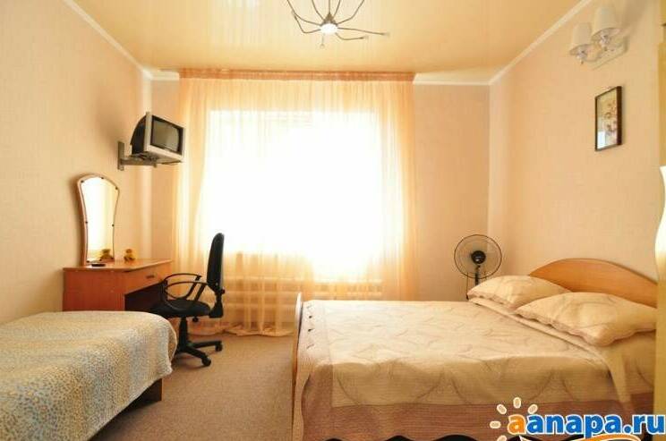 Трехместная комната с удобствами