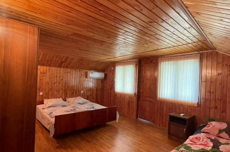 Четырехместный номер с видом на горы