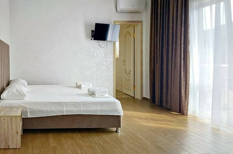 4-местный с балконом и удобствами