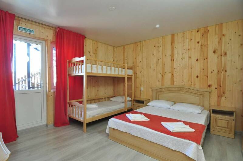 4-Х МЕСТНЫЙ НОМЕР в деревянном корпусе