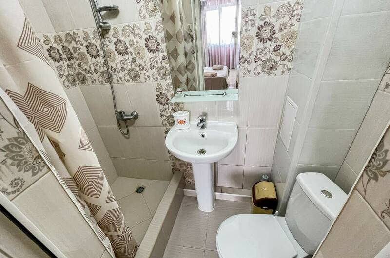 УЛУЧШЕННЫЙ 2-Х КОМНАТНЫЙ 5-И МЕСТНЫЙ НОМЕР