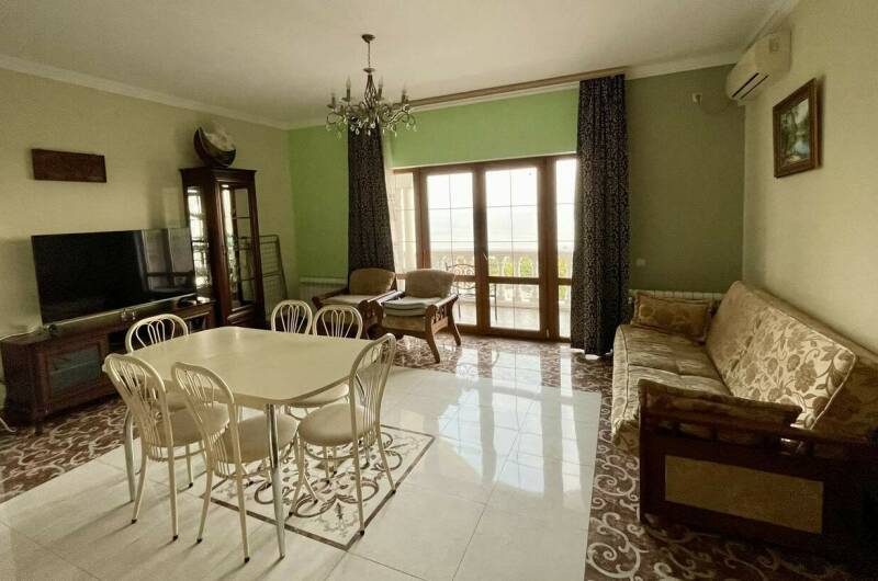 Пентхаус с видом на море