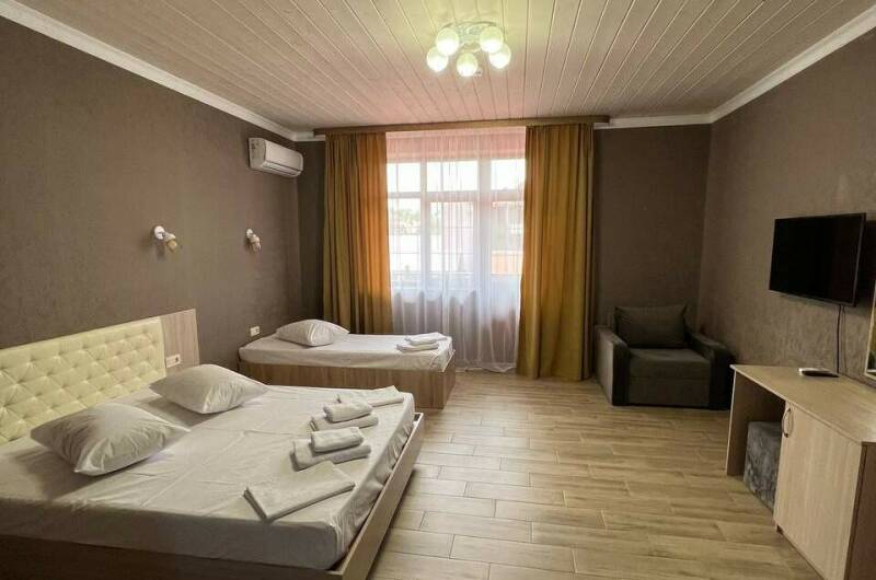 Двухкомнатный номер «Комфорт» с кухней на 7 чел