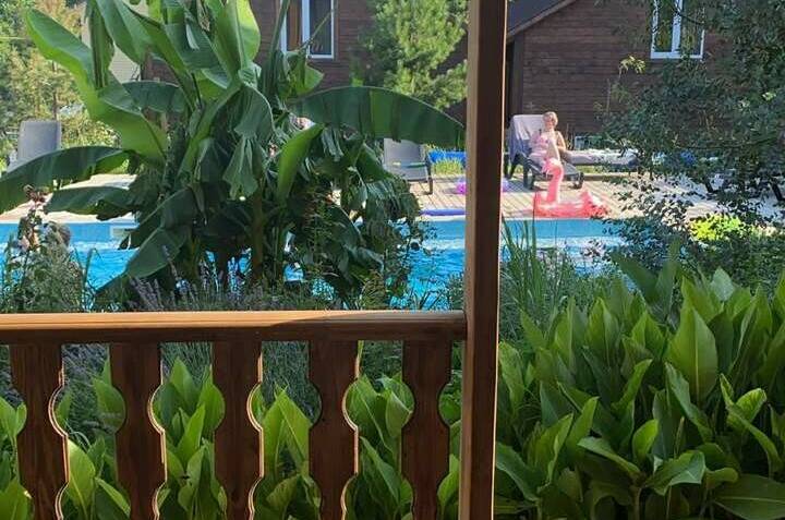 Дом трехкомнатный (9 спальных мест)