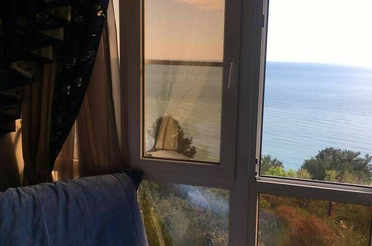 № 3 Трехместный номер с панорамным видом на море