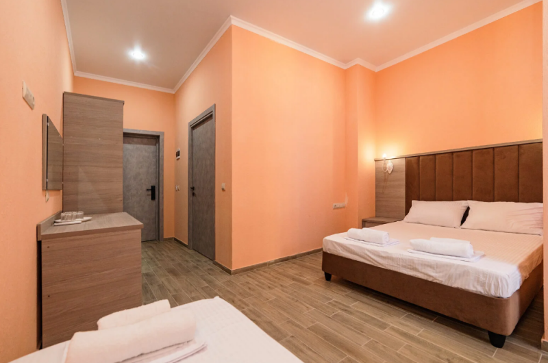 Двухкомнатный шестиместный номер