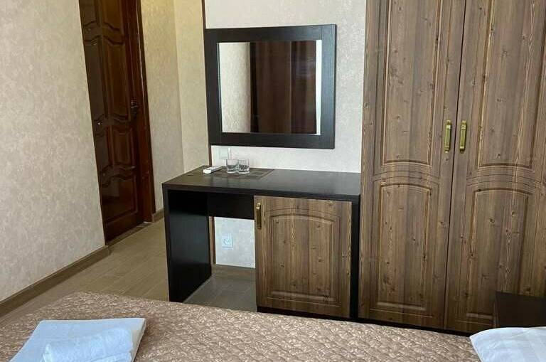 Номер трехместный