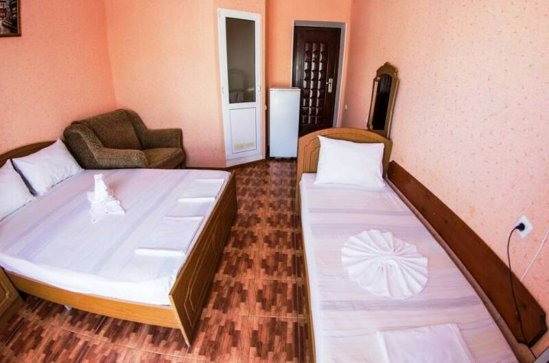 Трехместный с дополнительным местом