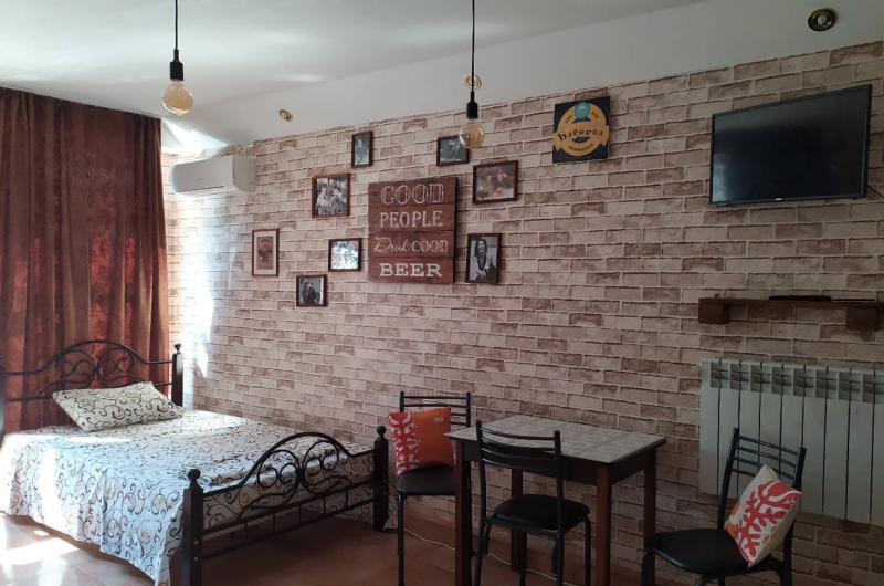 Комната № 12