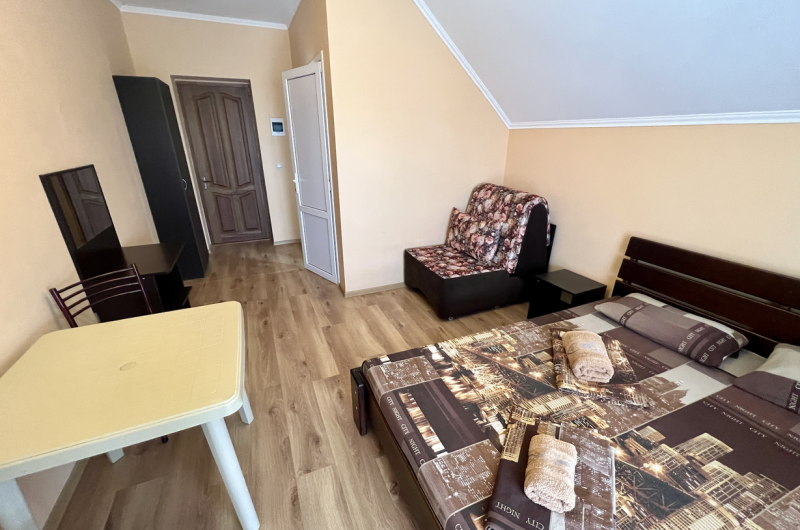 Трехместный номер «Плюс»