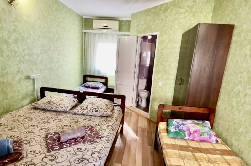 Четырехместный номер (2этаж, 2)