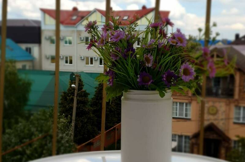 Трехместная студия с кухней 406