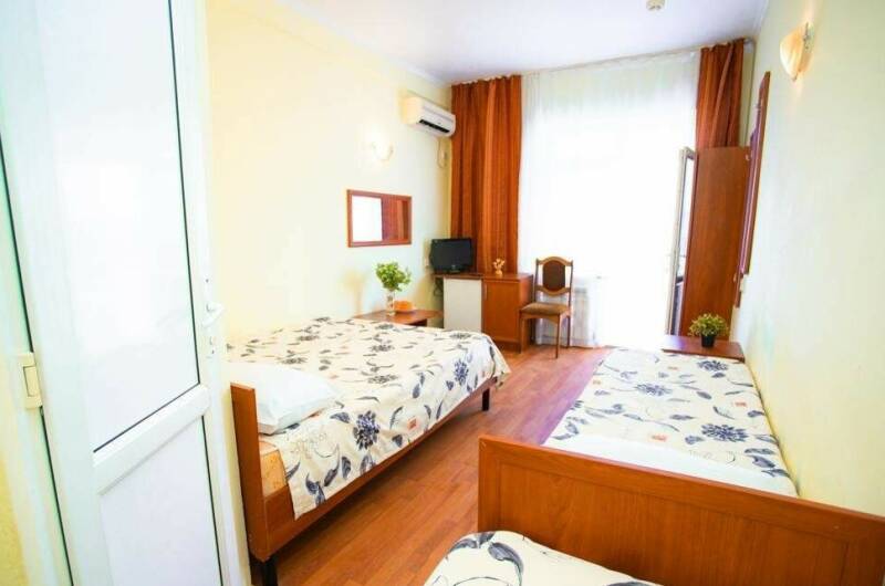 Стандартный трехместный номер