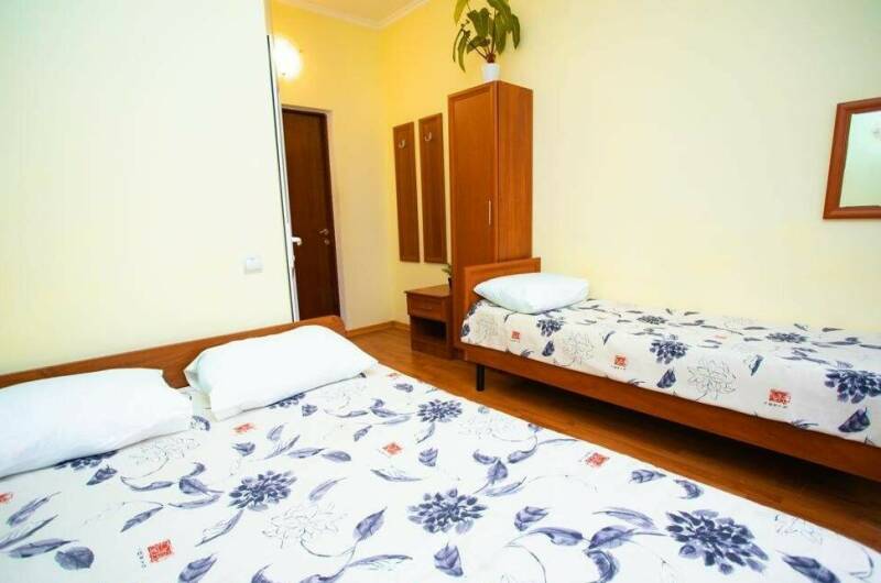 Стандартный трехместный номер