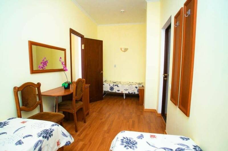 Семейный двухкомнатный номер