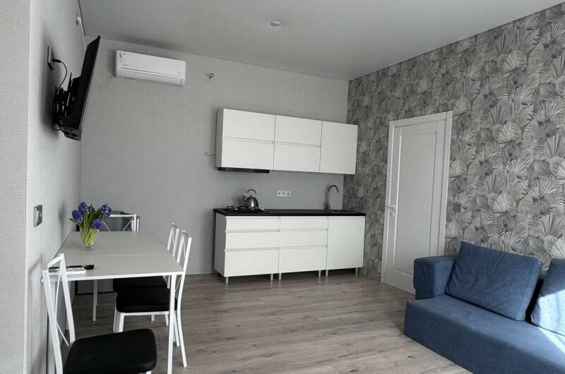 Семейный двухкомнатный номер с кухней