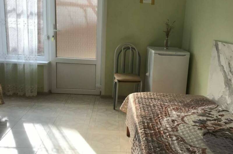 Комната для трех