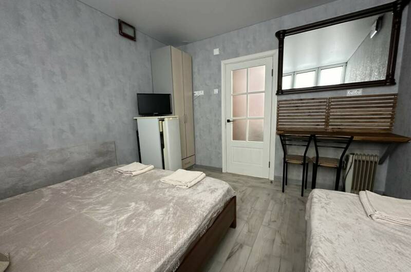 Трехместный семейный