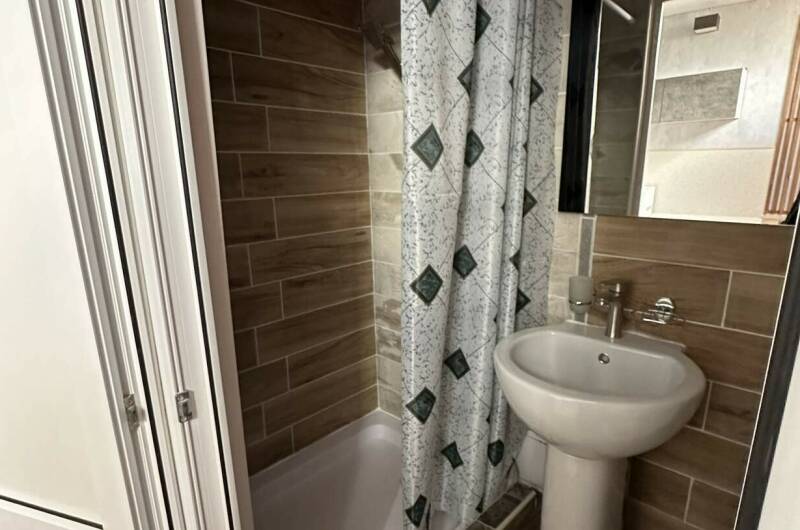 Трехместный семейный