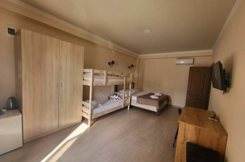 Четырёхместный семейный