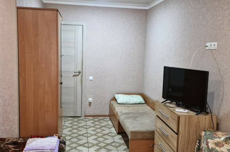 1 комнатная квартира на 2 этаже