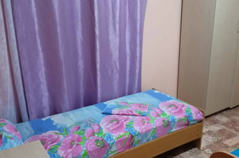 «Желтый дом» трехместный номер