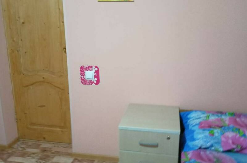 «Желтый дом» трехместный номер