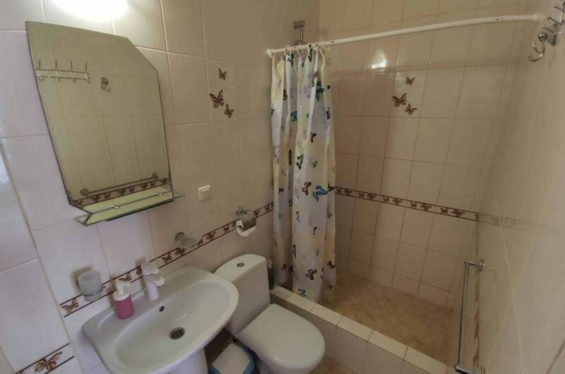 Трёхместный номер с балконом