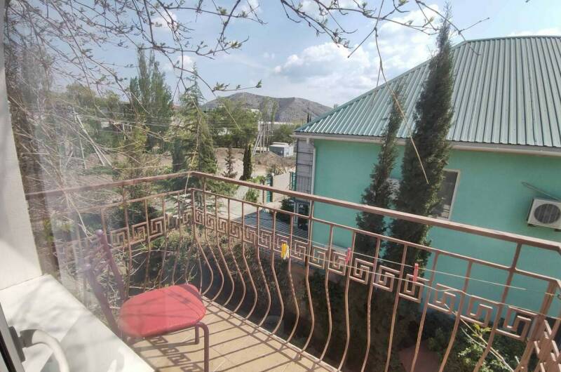 Четырёхместный номер с балконом