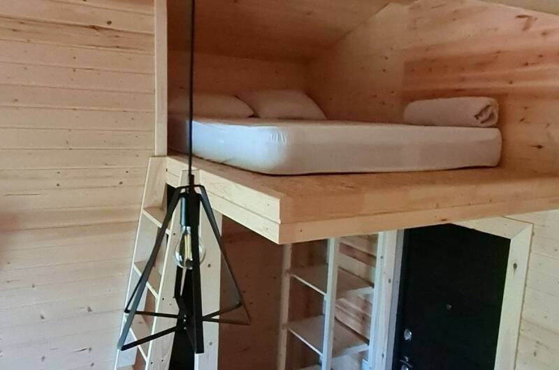 Двухкомнатный деревянный домик