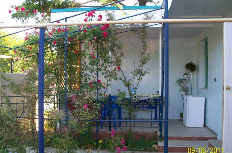 4-местный с удобствами 1-комнатный с кухней