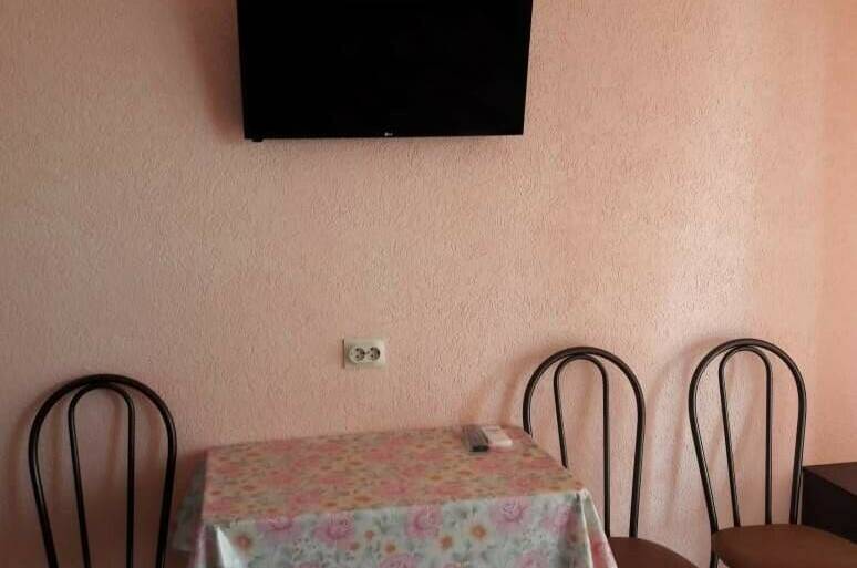 Двухкомнатный люкс «Солнечный» с кухней 03