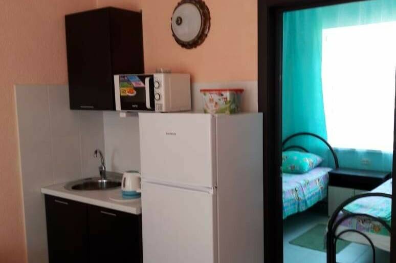 Двухкомнатный люкс «Солнечный» с кухней 03