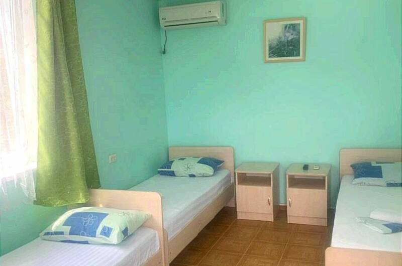 «Стандарт» 3-местный с раздельными кроватями