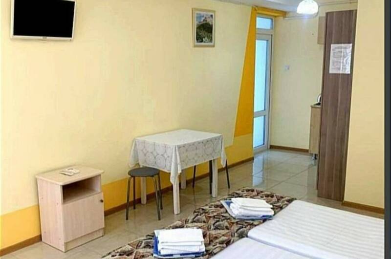 «Люкс» 3-местный с кухней и балконом