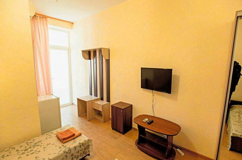 Трёхместный «Стандарт» с раздельными кроватями