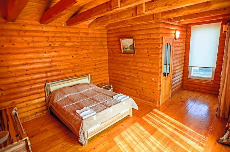 Двухкомнатный «VIP» (деревянный сруб)