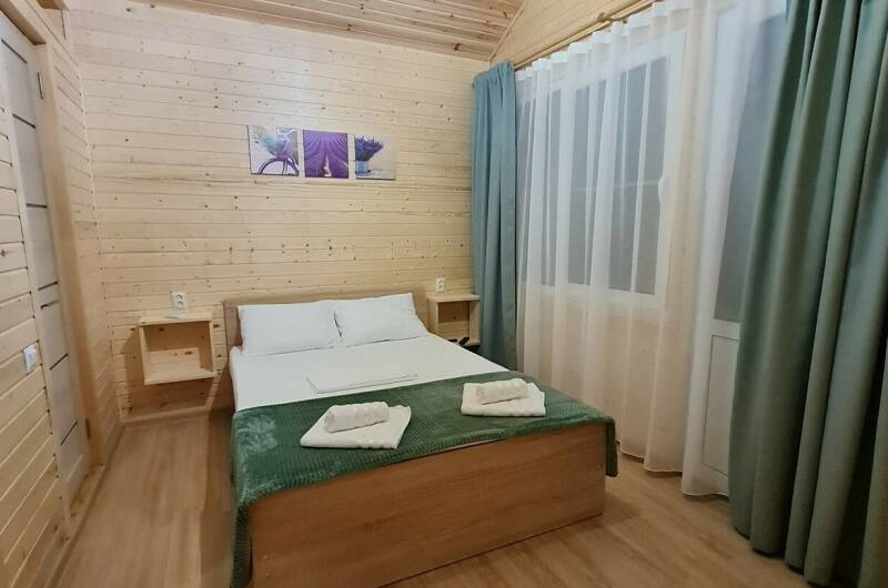 Однокомнатный деревянный домик