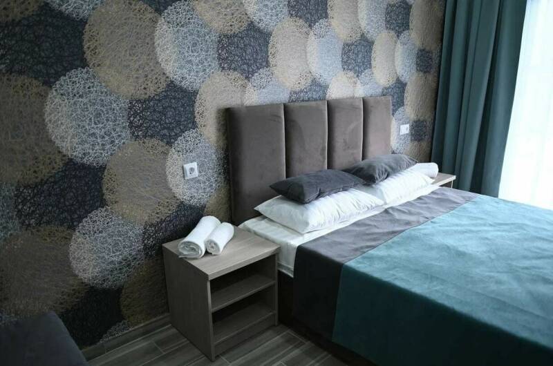 Семейный комфорт с выходом к бассейну