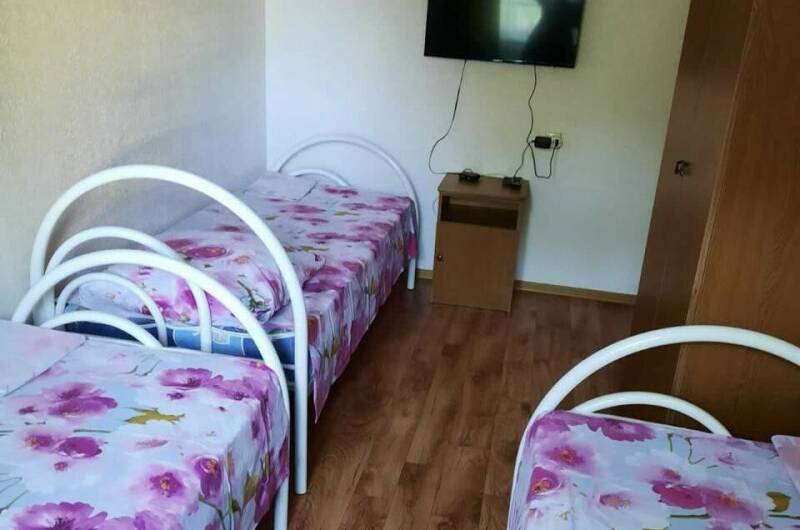 «Эконом» 3-местный с раздельными кроватями